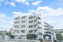 ニックハイム新横浜　駅までほぼ平坦 /EV有/新耐震基準マンションの画像