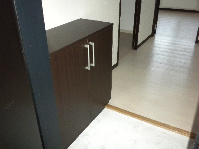 アビタボナールの玄関