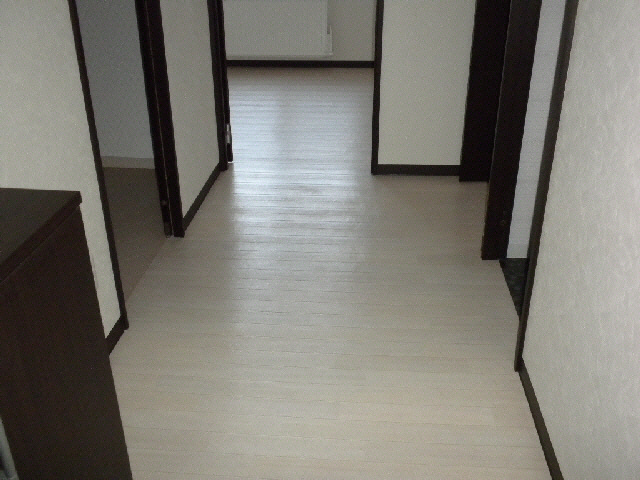 アビタボナールの内装