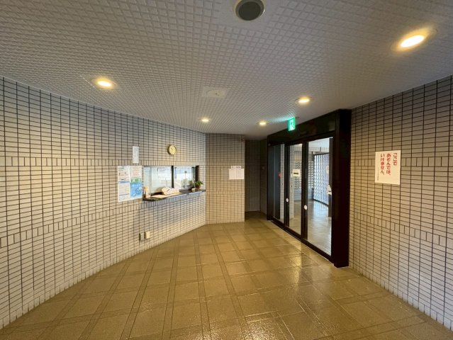 ライオンズマンション和泉上町|管理会社、管理人が日勤とマンション全体のセキュリティが高く安心です。