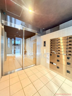 【エントランス】 | アネールエレ江戸堀