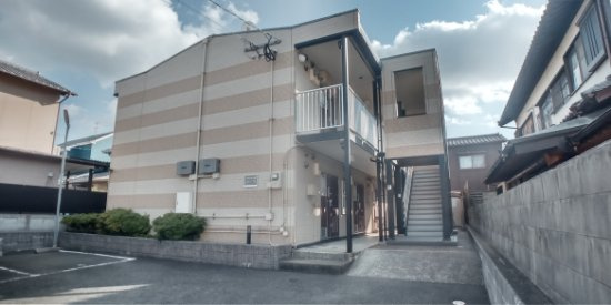 レオパレスフォレットの外観