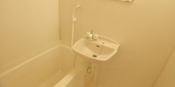 レオパレスＯＡＳＩＳの浴室|設備仕様は号室により異なる為、現況を優先致します。