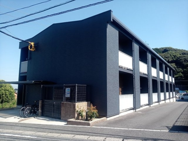 レオパレス市瀬の外観