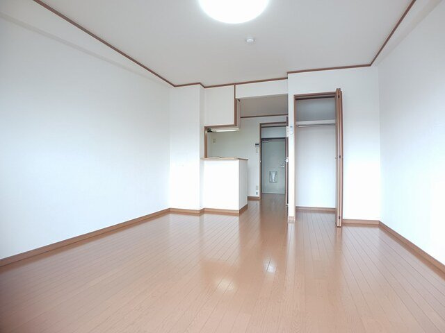 メゾン・カメリアの居間・リビング