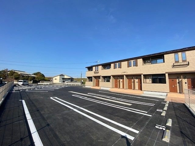 イル　ヴェント　ヴェルデⅡの駐車場