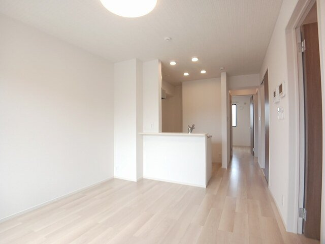 エレガンシアの居間・リビング