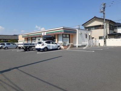 テラス　Ｍ３　Ⅰの周辺|セブンイレブン前橋朝倉町１丁目まで750m
高崎、前橋のお部屋探しはエンドスケープまで！お客様の理想お聞かせ下さい♪