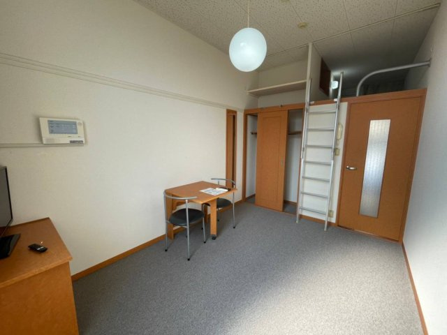 【寝室】 | 異なる場合は現況を優先致します。