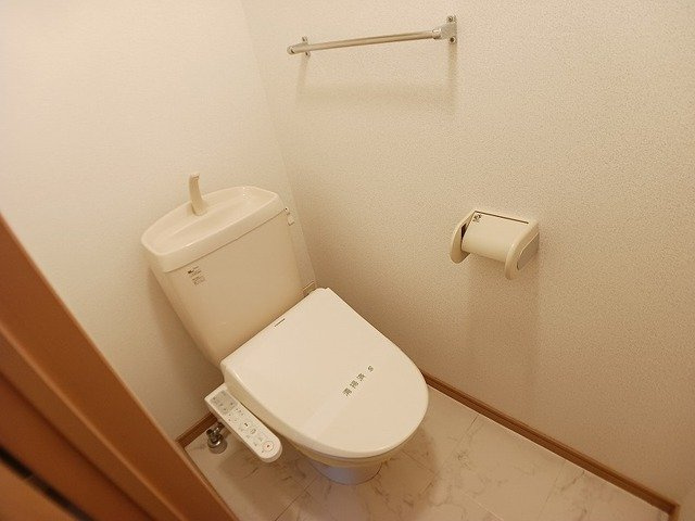 フィオーレ長行西のトイレ