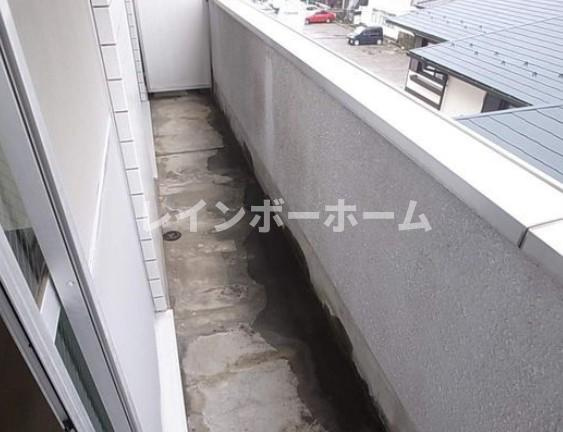 特典：仲介手数料が無料です!!のバルコニー