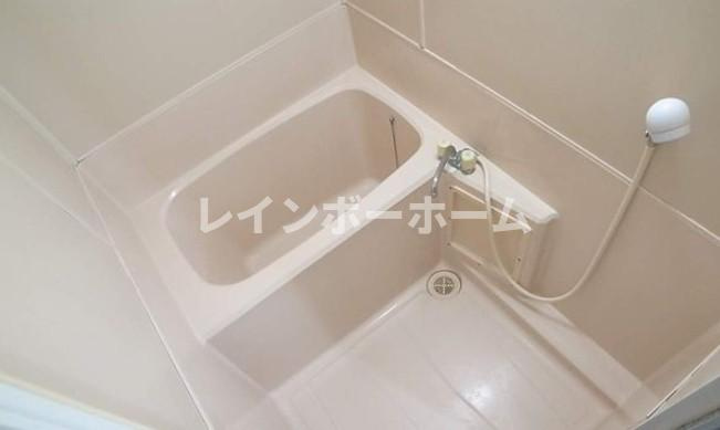 特典：仲介手数料が無料です!!の浴室