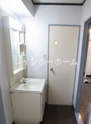 特典：仲介手数料が無料です!!の洗面所