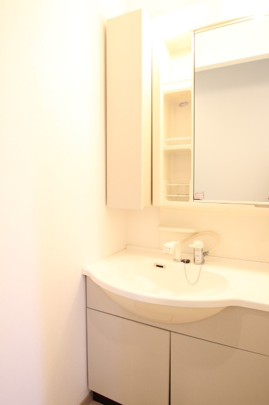 アクアハイムの洗面所|明るい洗面所です
