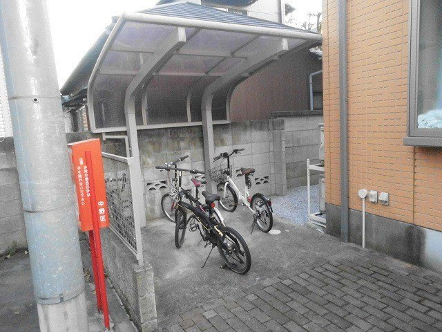 プレセンテ高円寺のその他共用部分|駐輪スペース