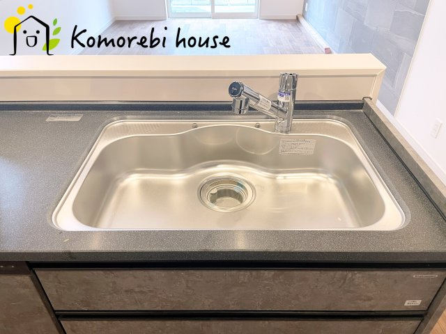 さいたま市北区日進町2丁目　新築一戸建て　グランパティオ　01のキッチン|きれいなキッチンです