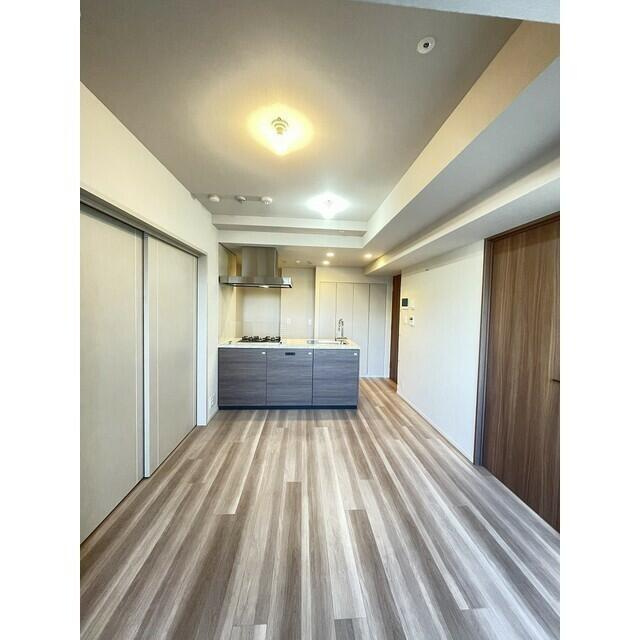 府中市宮西町１丁目の賃貸マンションの居間・リビング