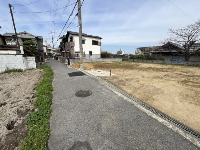 貝塚市鳥羽2区画の前面道路含む現地写真