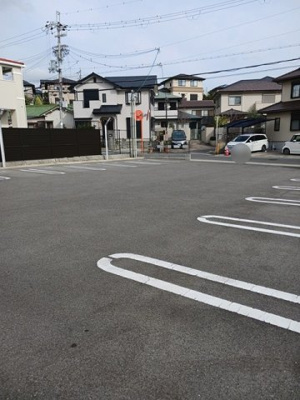 【駐車場】 | カンファーツリーＢ
