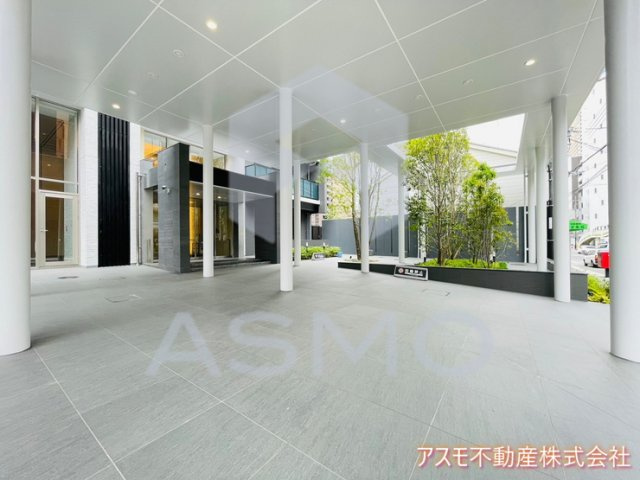 【エントランス】