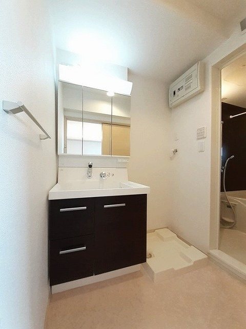 シエル・ブルー　Ａの独立洗面台|洗面所