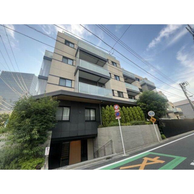 【外観】 | ピアース中野坂上 | 鉄筋コンクリート造のがっちりとした建物。