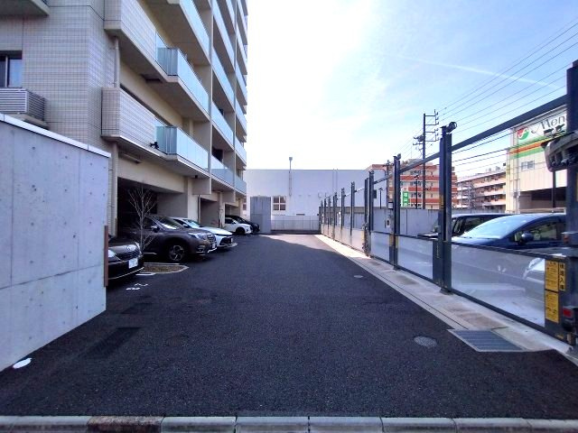 エルグランデ笠寺駅前の洗面所|清潔感溢れるスタイリッシュなデザインの洗面化粧台！