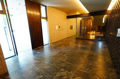【ロビー】 | WOB京橋