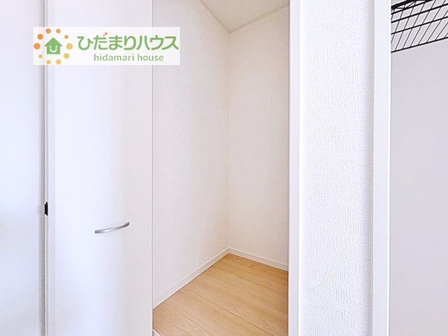 【収納】 | かすみがうら市下稲吉第15　新築戸建　1号棟 | お掃除しやすく、清潔感を保てるのでダニも発生しにくいフローリング♪