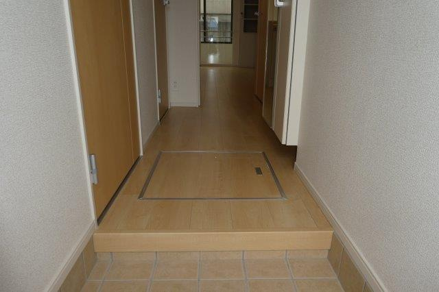 エトワールポレールⅥの玄関