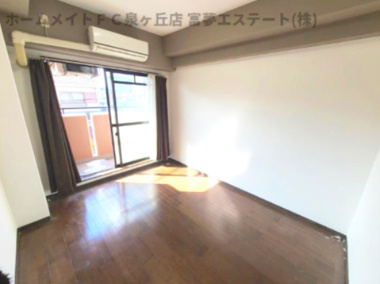 【居間・リビング】 | グリンヒルズ | ※イメージ　反転タイプのお部屋の写真