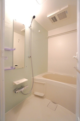 【浴室】 | ロイジェント駒込六義園 | ※写真は同タイプ住戸です。