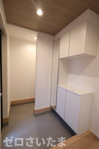 《仲介手数料無料》富士見市上沢２丁目3-1新築一戸建てグラファーレの玄関