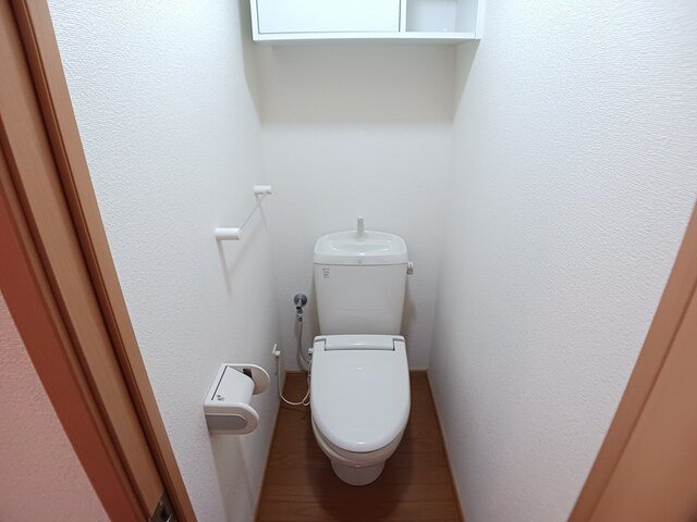 ＵＮＩＴＥ　ＳＯＥＭＯのトイレ|シンプルで使いやすいトイレです