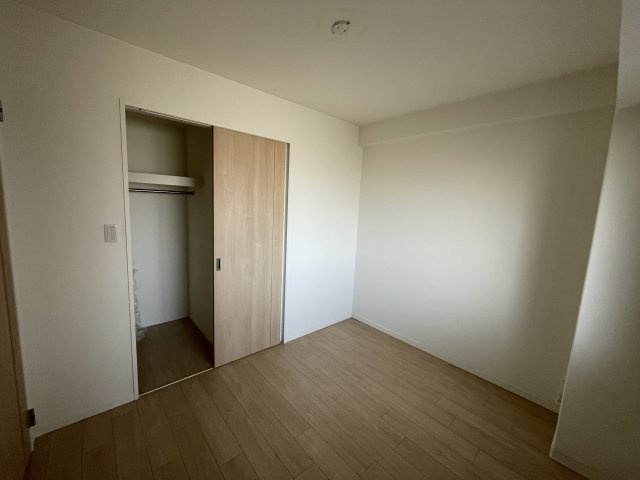 アルファステイツ土佐町の洋室