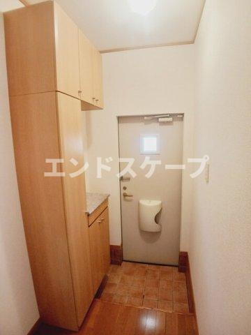 ローレルの玄関|高崎、前橋のお部屋探しはエンドスケープまで！お客様の理想お聞かせ下さい♪