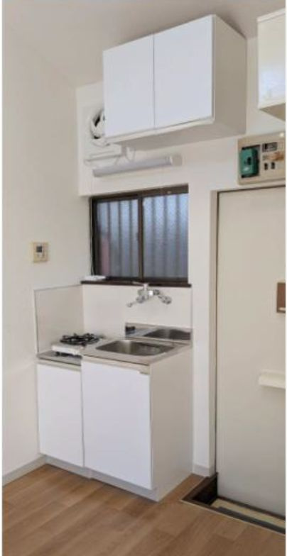 ビレッヂ坂上のキッチン|シンプルなキッチン