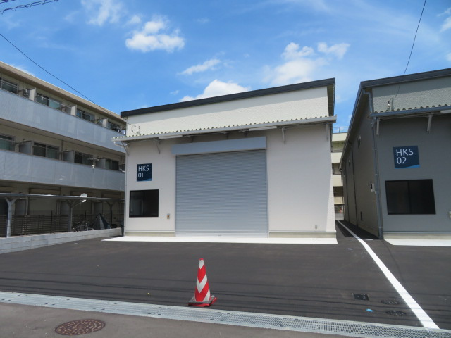 川口市領家４丁目の倉庫の外観