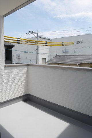 基山町小倉　4号棟オール電化新築戸建　一建設株式会社のバルコニー