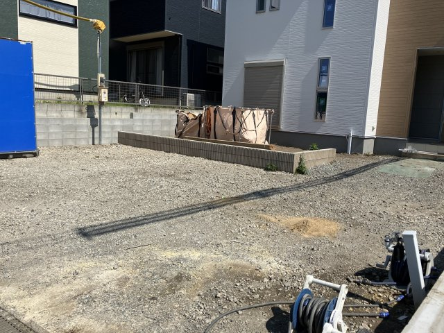 基山町小倉　4号棟オール電化新築戸建　一建設株式会社の駐車場