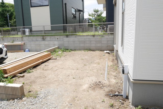 基山町小倉　4号棟オール電化新築戸建　一建設株式会社の庭