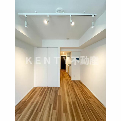 【寝室】 | ミリアレジデンス品川中延 | 広くて明るい寝室