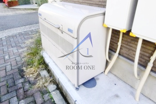 ヴェラハイツ川崎のその他共用部分|敷地内ごみ置き場です。