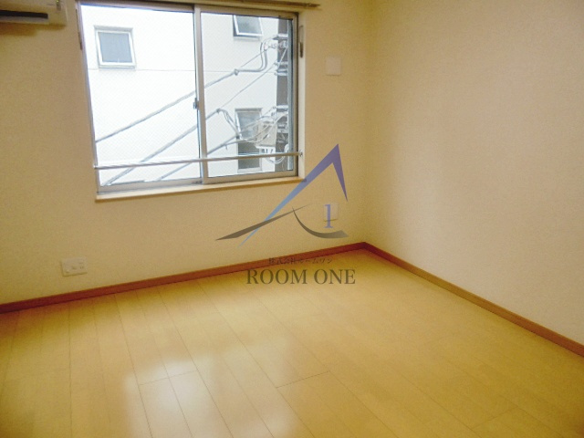 ヴェラハイツ川崎の居間・リビング|洋室のお部屋です。