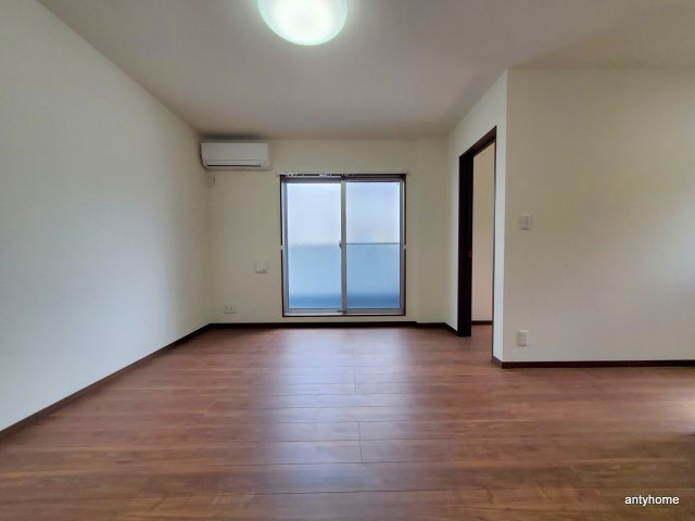 Amour Ville 江坂　仲介手数料無料の洋室