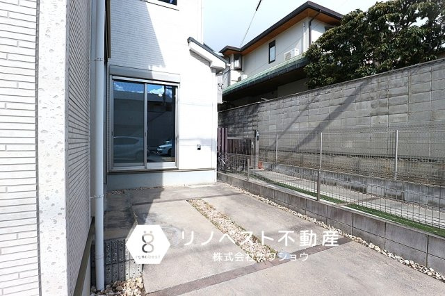 東大阪市衣摺2丁目の駐車場|【リノベスト不動産】東大阪市・生野区・東成区での物件探しは弊社にお任せください！