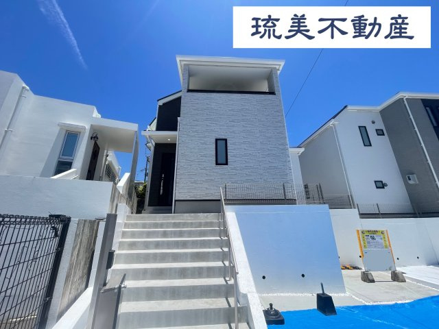 糸満市兼城（全2棟）A号棟