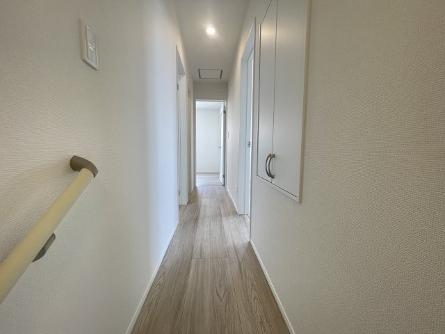 糸満市兼城（全2棟）A号棟の内装|A号棟　2階ホール♪