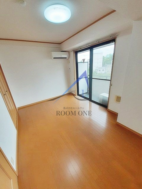 グラン　パルクの居間・リビング|洋室のお部屋です。