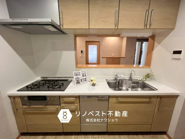 東大阪市岩田町6丁目のキッチン|食洗機付きで作業スペースも広く使い勝手が良いシステムキッチンです！